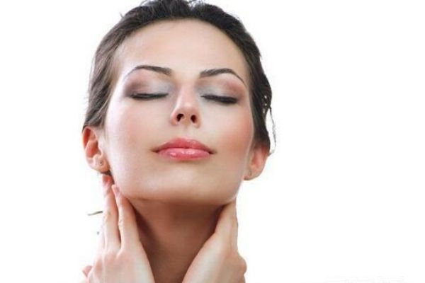 護膚品涂抹方法 這樣讓你的護膚品吸收加倍 護膚品涂抹方法 這樣讓你的護膚品吸收加倍