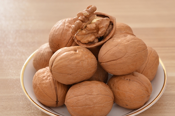 核桃為什么長毛 是霉變的原因 核桃為什么長毛 是霉變的原因