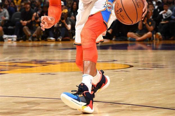 air jordan威少二代開箱測評 細(xì)節(jié)非常豐富