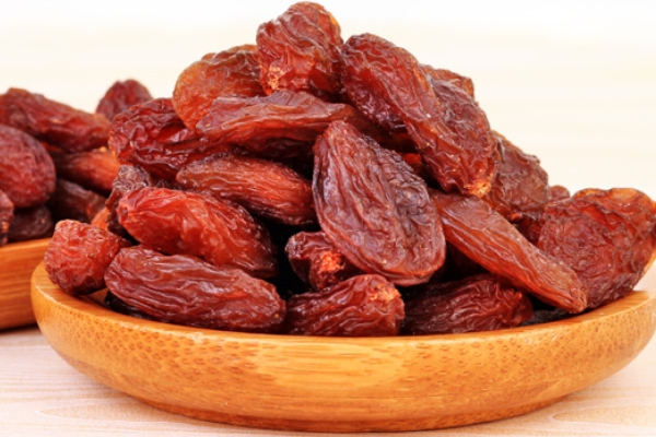 葡萄干能泡酒嗎 教你用葡萄干泡酒 葡萄干能泡酒嗎 教你用葡萄干泡酒