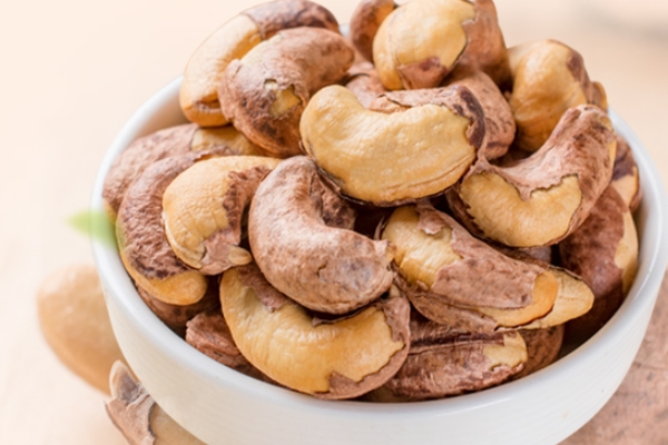 腰果可以煮粥嗎 煮粥也美味 腰果可以煮粥嗎 煮粥也美味