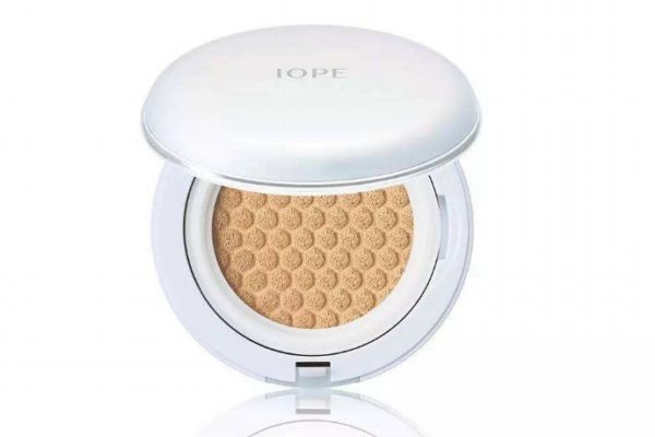 iope氣墊好用嗎 iope水瀅多效氣墊粉凝霜 iope氣墊好用嗎 iope水瀅多效氣墊粉凝霜