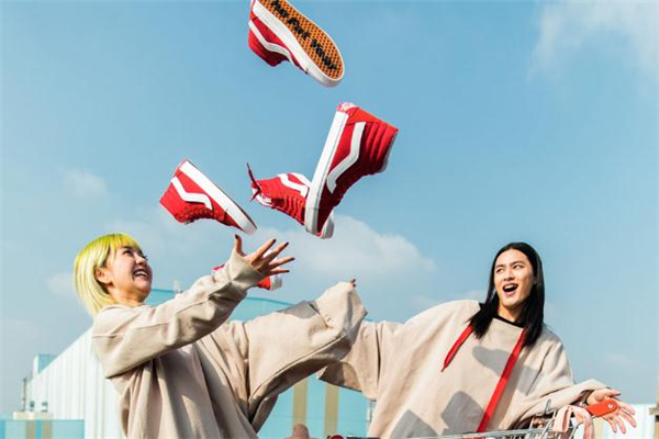 vans豬年限定在哪買 最全購買攻略 vans豬年限定在哪買 最全購買攻略