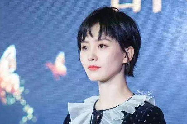 狗啃劉海適合寬額頭嗎 容易顯得臉大 狗啃劉海適合寬額頭嗎 容易顯得臉大