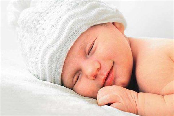 寶寶睡覺(jué)黑白顛倒怎么辦