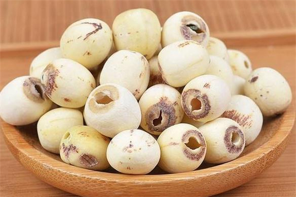 蓮子即能養(yǎng)心安神又能治療失眠多夢 蓮子即能養(yǎng)心安神又能治療失眠多夢