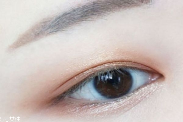 橘棕色眼影怎么畫 金棕色眼影畫法 橘棕色眼影怎么畫 金棕色眼影畫法