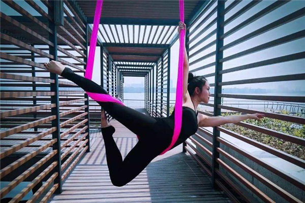 空中瑜伽的禁忌人群 空中瑜伽的注意事項(xiàng)