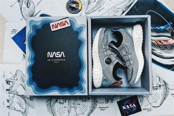 安踏nasa蟲(chóng)洞跑鞋偏碼嗎 適應(yīng)不同腳型 安踏nasa蟲(chóng)洞跑鞋偏碼嗎 適應(yīng)不同腳型