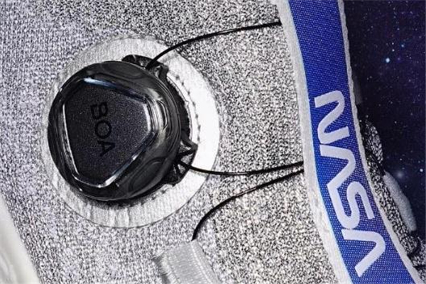 安踏nasa蟲(chóng)洞跑鞋偏碼嗎 適應(yīng)不同腳型 安踏nasa蟲(chóng)洞跑鞋偏碼嗎 適應(yīng)不同腳型