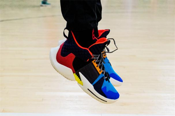 why not zero.2威少二代偏碼嗎 按常規(guī)尺碼選購(gòu) why not zero.2威少二代偏碼嗎 按常規(guī)尺碼選購(gòu)