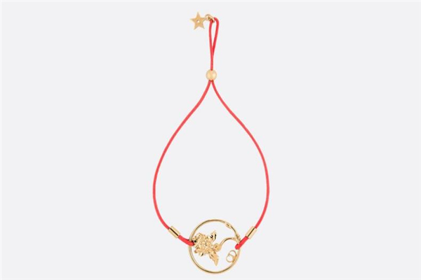 迪奧豬年繡球花紅繩手鏈多少錢 本命年帶來(lái)好運(yùn)