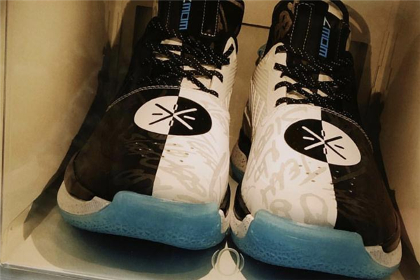 李寧wow7無眠開箱測評 韋德之道7無眠實(shí)物細(xì)節(jié)