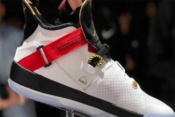 aj33怎么松鞋帶 巧妙的鞋帶設(shè)計 aj33怎么松鞋帶 巧妙的鞋帶設(shè)計
