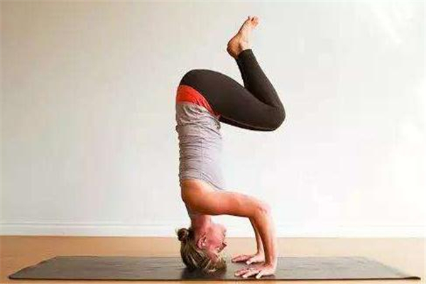 倒立后頭暈是怎么回事 有四種原因 倒立后頭暈是怎么回事 有四種原因