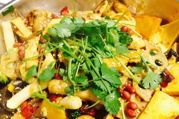 麻辣香鍋要不要加水 適量加才對(duì) 麻辣香鍋要不要加水 適量加才對(duì)