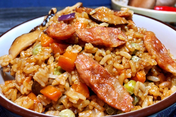 煲仔飯要煮多久 這個(gè)有講究 煲仔飯要煮多久 這個(gè)有講究