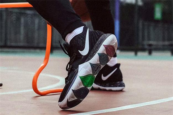 歐文5和威少2哪個(gè)好 來看對比測評