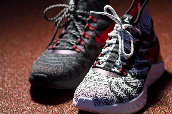 匹克態(tài)極跑鞋多少錢(qián) 性價(jià)比滿分