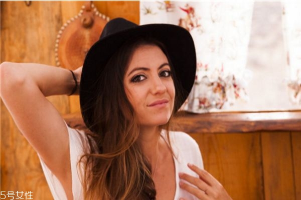 面部吸脂針眼在什么位置 面部吸脂的效果 面部吸脂針眼在什么位置 面部吸脂的效果