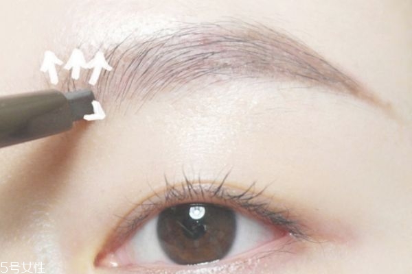 眉毛怎么畫好看 最簡單的一字眉畫法 眉毛怎么畫好看 最簡單的一字眉畫法