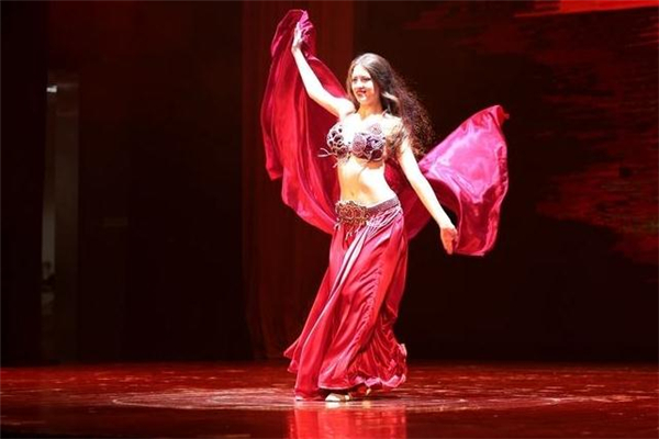 跳肚皮舞肚子會變大嗎 完全不會 跳肚皮舞肚子會變大嗎 完全不會