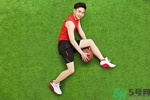 打籃球腰扭傷了怎么辦？打籃球腰閃了怎么辦？