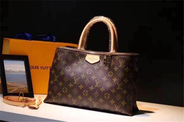 lv包包五金掉色怎么辦 重新拋光 lv包包五金掉色怎么辦 重新拋光