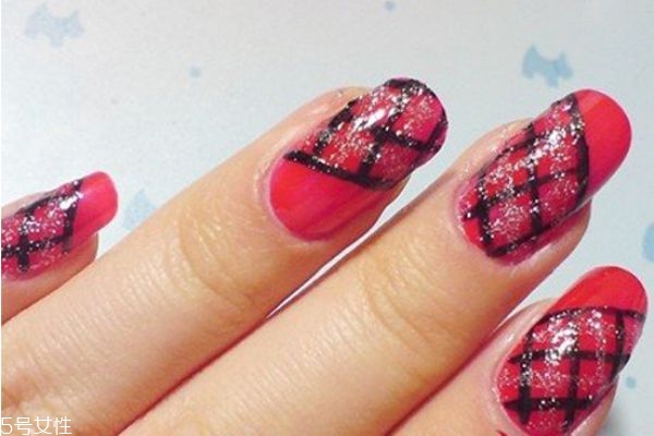 日系田園風(fēng)美甲怎么做 簡(jiǎn)單美甲教程