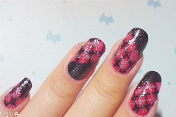 日系田園風(fēng)美甲怎么做 簡(jiǎn)單美甲教程