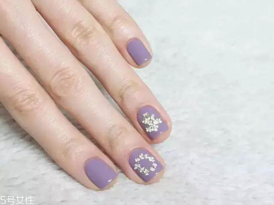 干花美甲有哪些 干花美甲圖片大全 干花美甲有哪些 干花美甲圖片大全