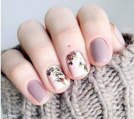 時尚簡約美甲圖片 時髦小心機美甲 時尚簡約美甲圖片 時髦小心機美甲