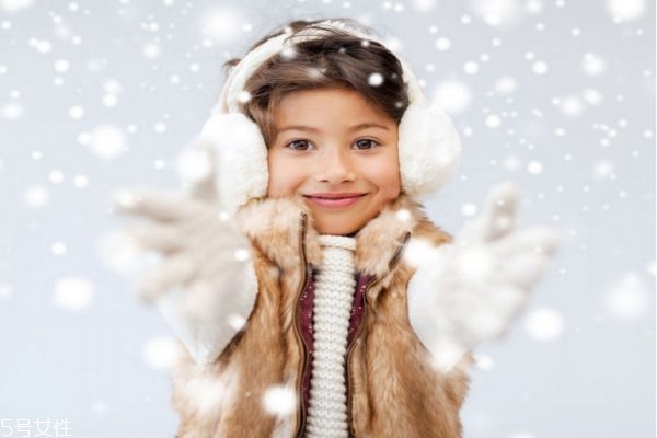 嚴寒中重點保暖哪些部位 嚴寒中重點保暖哪些部位