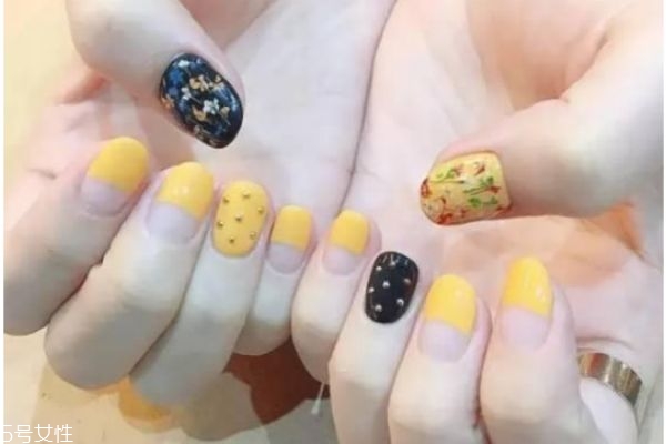 干花美甲有哪些 干花美甲圖片大全 干花美甲有哪些 干花美甲圖片大全