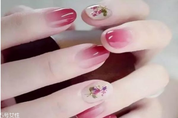 干花美甲有哪些 干花美甲圖片大全 干花美甲有哪些 干花美甲圖片大全