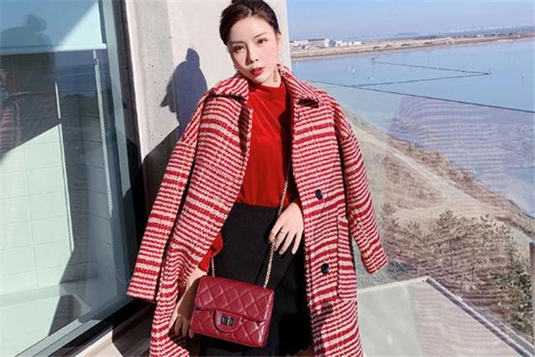 過(guò)年穿什么衣服好看 紅紅火火迎新年