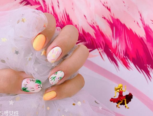 火烈鳥美甲怎么做 教你動(dòng)物美甲怎么做 火烈鳥美甲怎么做 教你動(dòng)物美甲怎么做