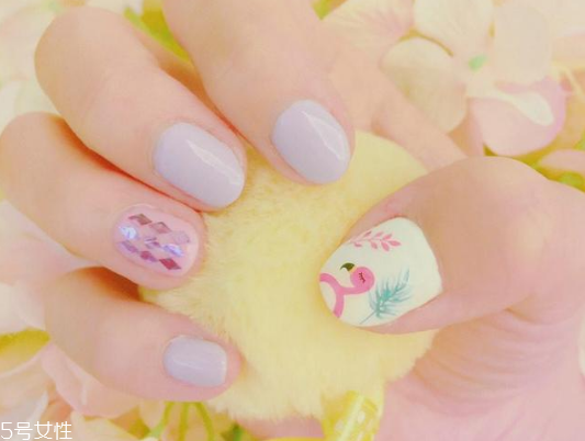 火烈鳥美甲怎么做 教你動(dòng)物美甲怎么做 火烈鳥美甲怎么做 教你動(dòng)物美甲怎么做