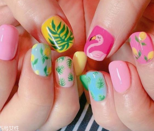 火烈鳥美甲怎么做 教你動(dòng)物美甲怎么做 火烈鳥美甲怎么做 教你動(dòng)物美甲怎么做