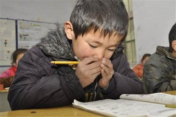 怎樣預防寶寶冬季凍瘡 怎樣預防寶寶冬季凍瘡