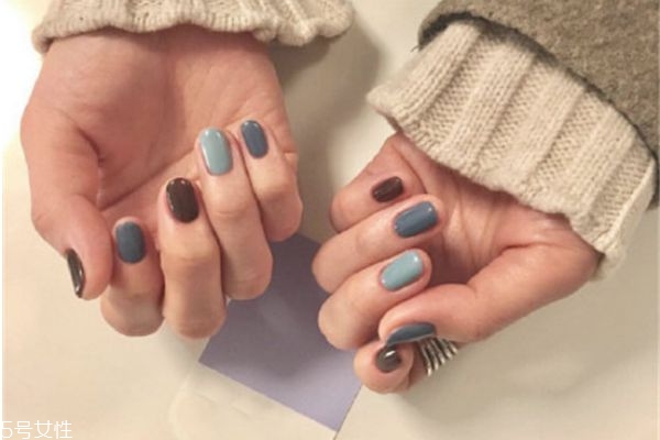 莫蘭迪色美甲 幾何線條美甲圖片 莫蘭迪色美甲 幾何線條美甲圖片