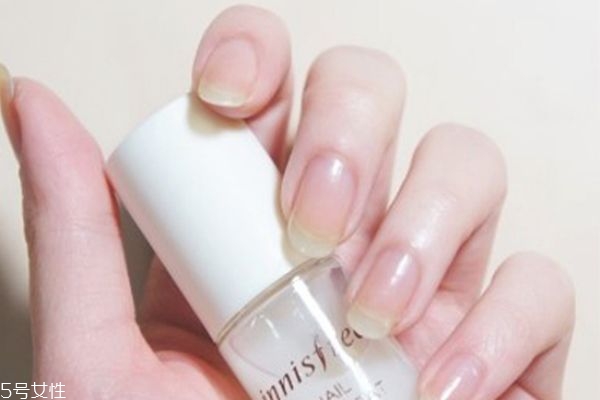 貼鉆美甲教程 個性鉆飾美甲教程 貼鉆美甲教程 個性鉆飾美甲教程