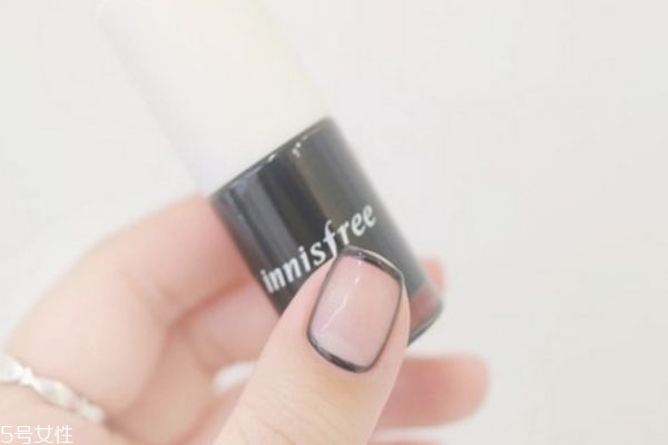 貼鉆美甲教程 個性鉆飾美甲教程 貼鉆美甲教程 個性鉆飾美甲教程