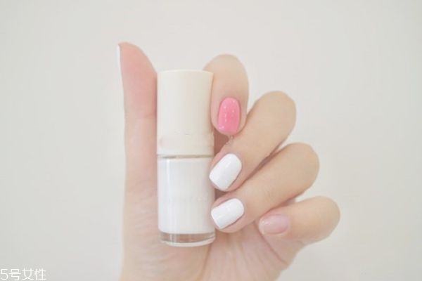 火烈鳥美甲怎么做 教你動(dòng)物美甲怎么做 火烈鳥美甲怎么做 教你動(dòng)物美甲怎么做