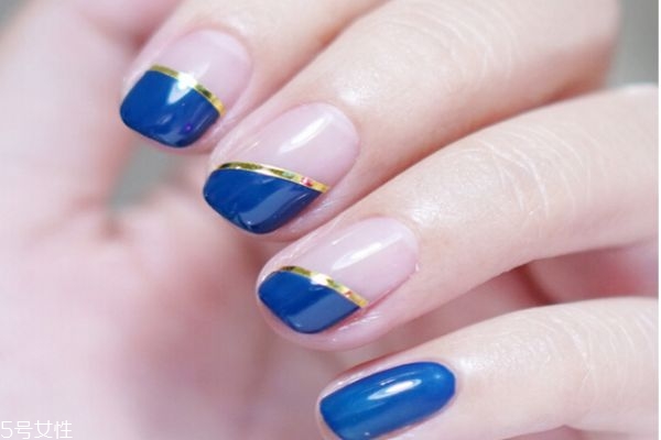 貼鉆美甲教程 個性鉆飾美甲教程 貼鉆美甲教程 個性鉆飾美甲教程