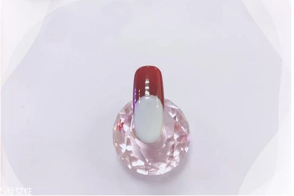 條紋撞色美甲教程 可愛美甲教程 條紋撞色美甲教程 可愛美甲教程