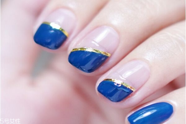 貼鉆美甲教程 個性鉆飾美甲教程 貼鉆美甲教程 個性鉆飾美甲教程