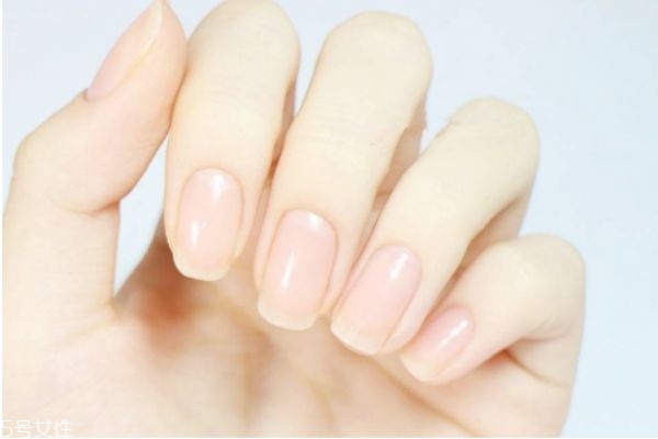 日系田園風美甲怎么做 絲絨美甲做法教程 日系田園風美甲怎么做 絲絨美甲做法教程