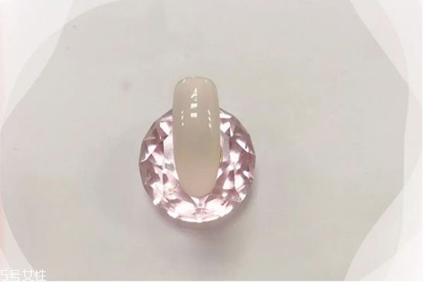 小豬美甲教程圖解 2019新年美甲圖片 小豬美甲教程圖解 2019新年美甲圖片