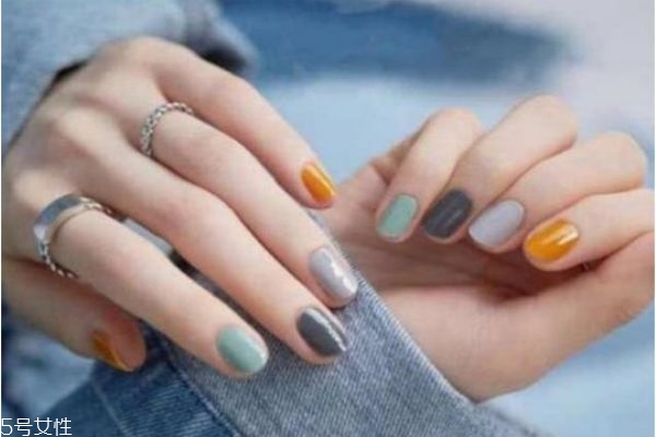 2019最好看的秋冬美甲 2019最火秋冬美甲 2019最好看的秋冬美甲 2019最火秋冬美甲